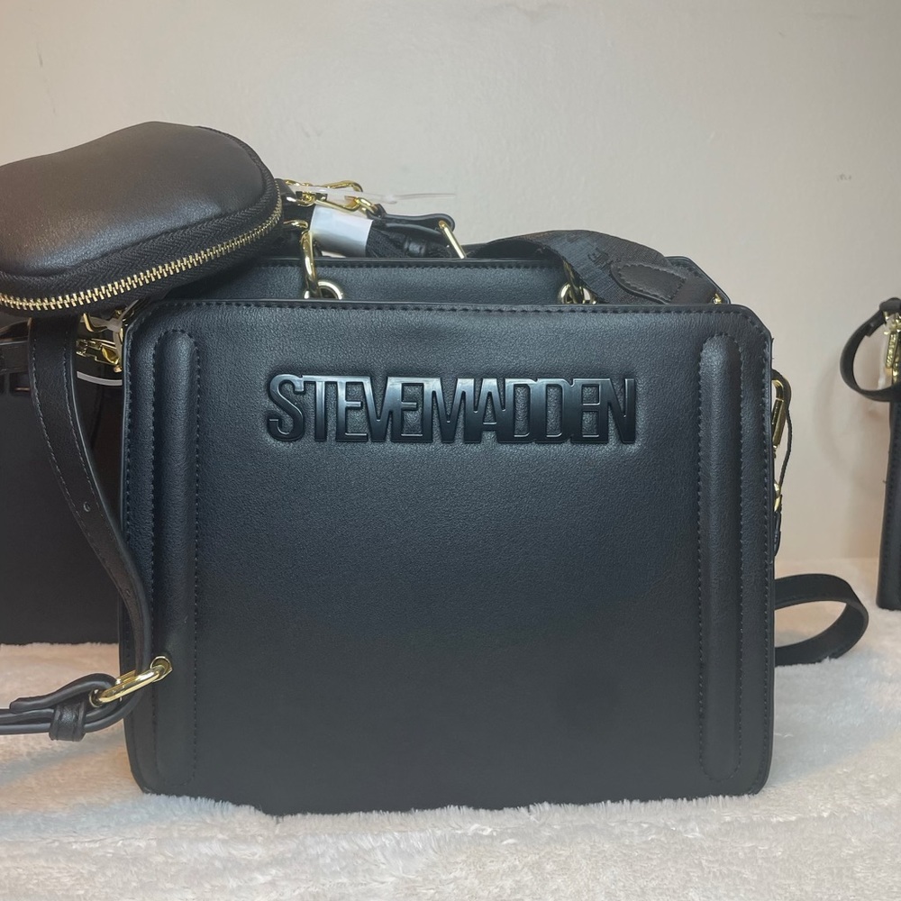 New Steve Madden Black Bevelyn Satchel Crossbody Purse AKA￼ Tiktok Bag VHTF